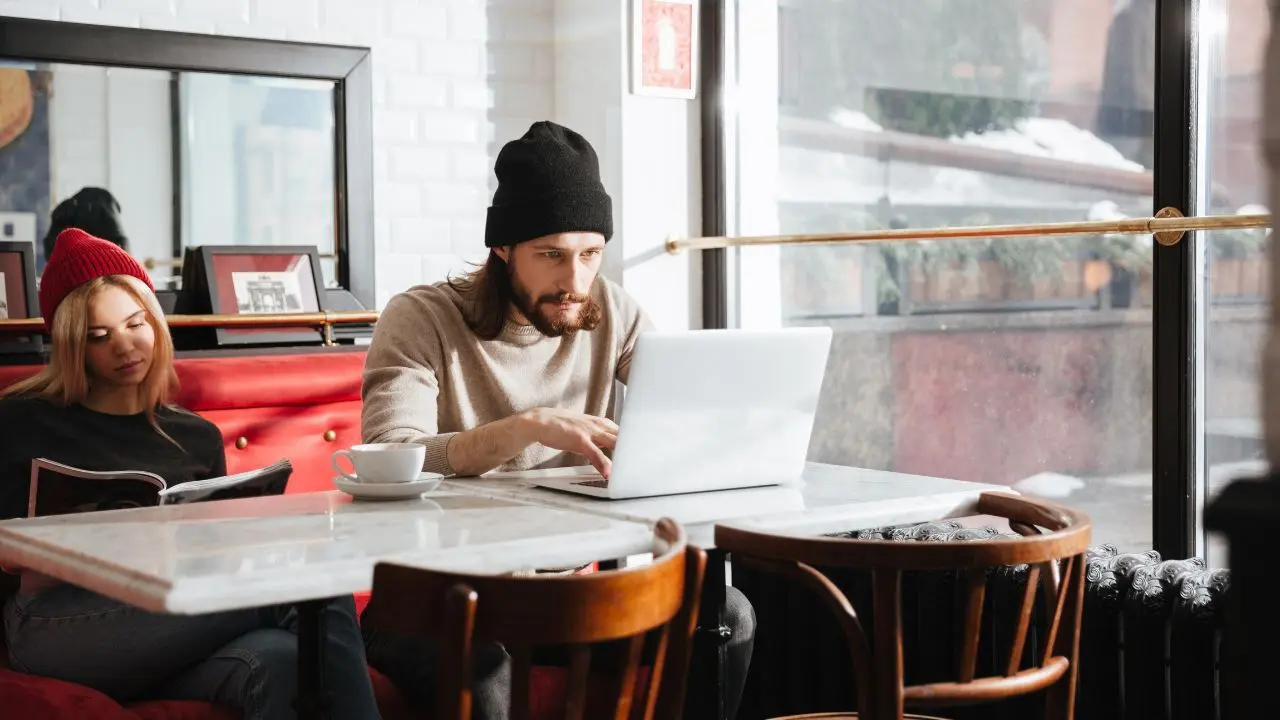 Is connecting to an unknown WiFi with VPN the perfect security solution?